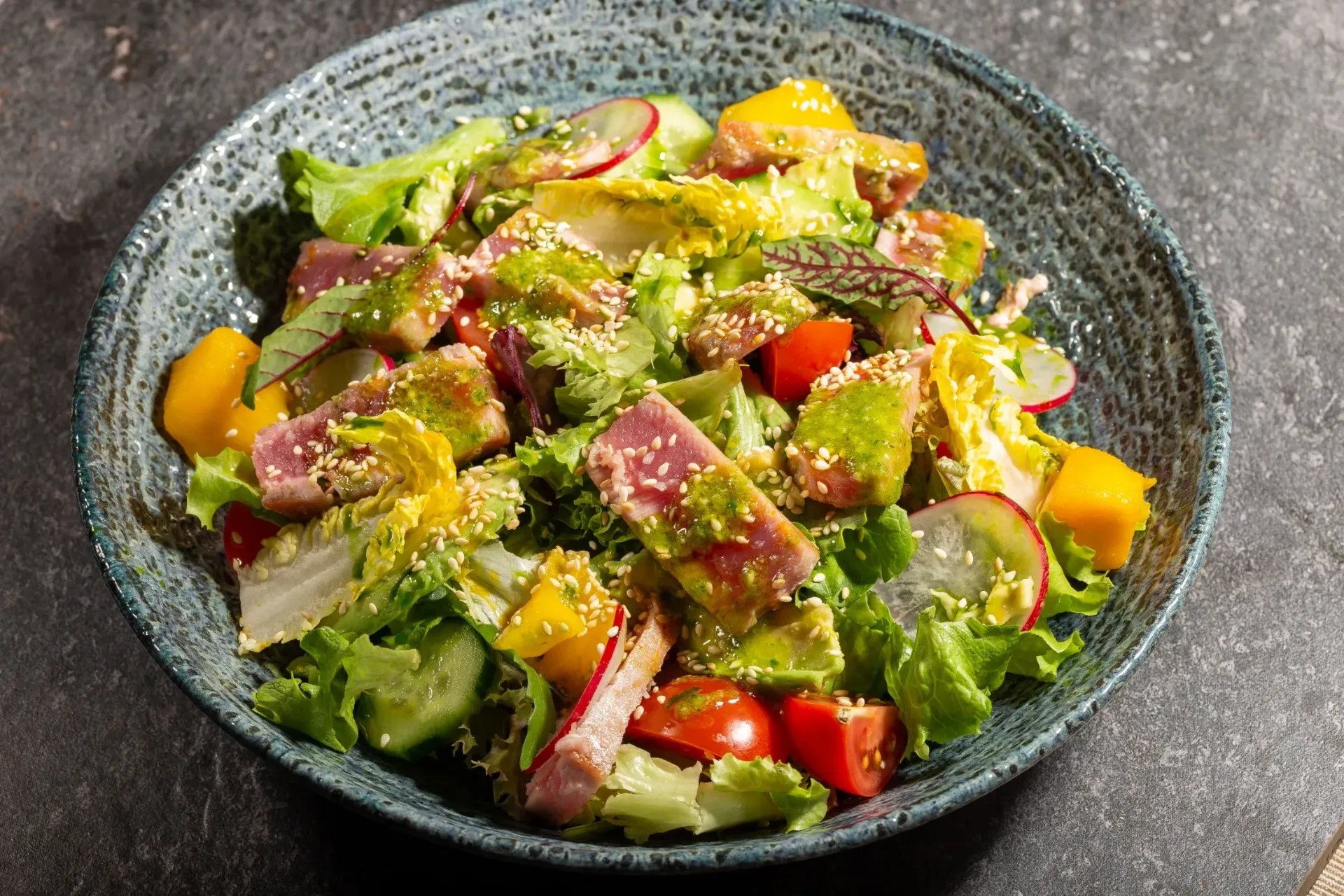TUNA STEAK SALAD